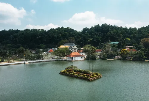 Temple of the Tooth in Kandy